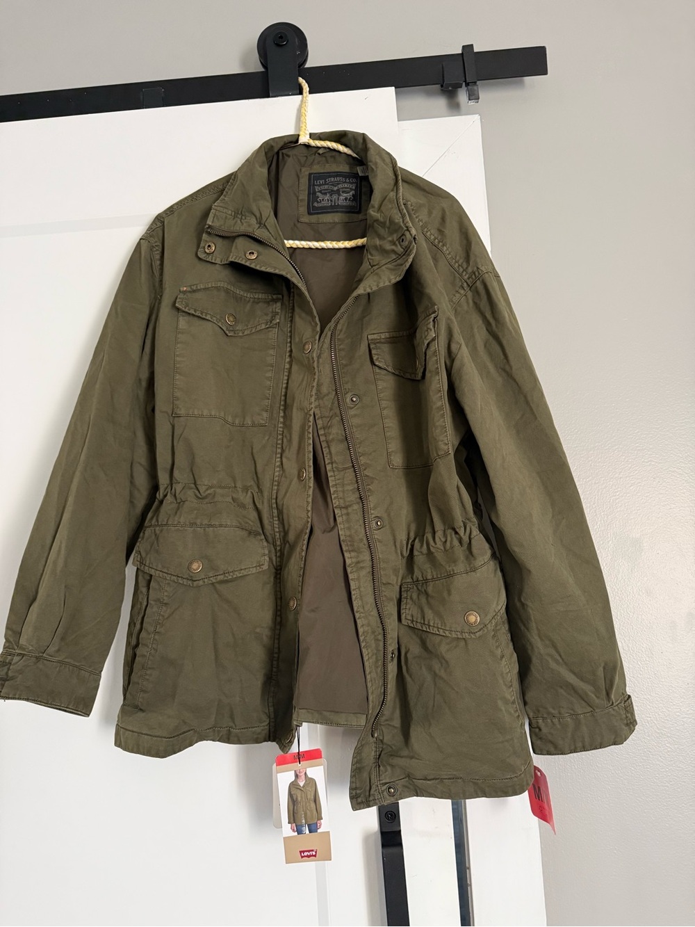Levi's Women's Olive Green Utility Anorak Jacket - Picture 2 of 5